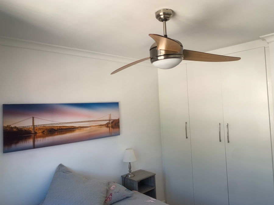 2 Bedroom Property for Sale in Zonnebloem Western Cape